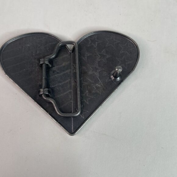 Vintage American Stars and Stripes Flag Heart Belt Buckle Colorful USA Enamel - Picture 2 of 4